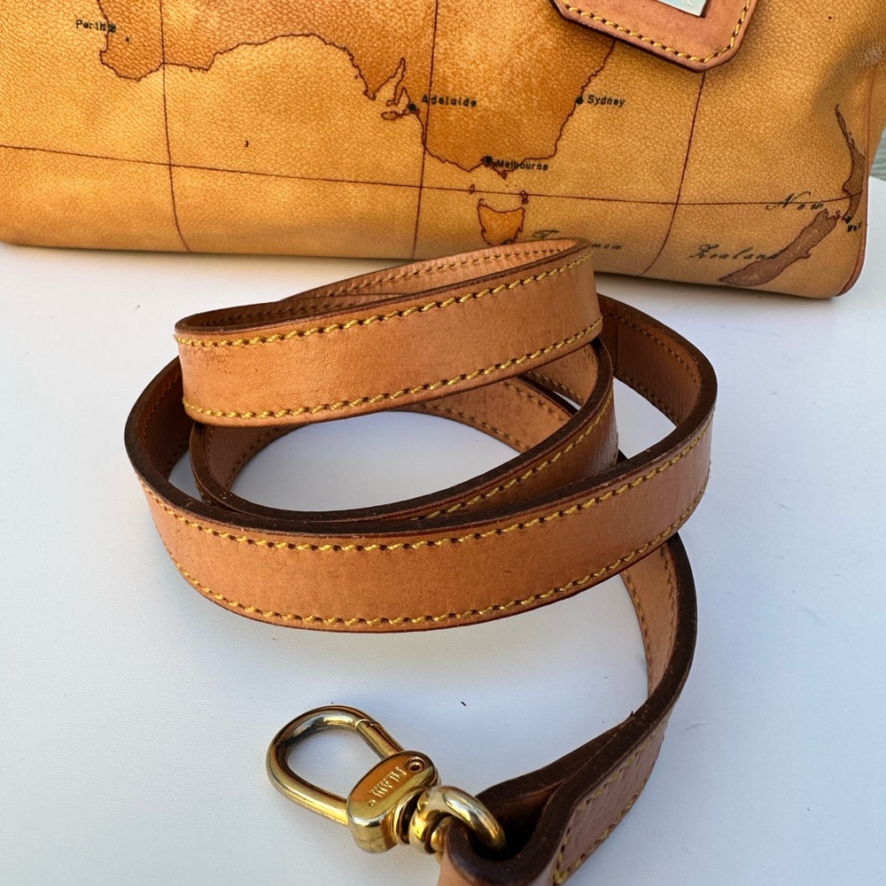 Alviero Martini Vintage Boston Bag - Picture 14 of 15